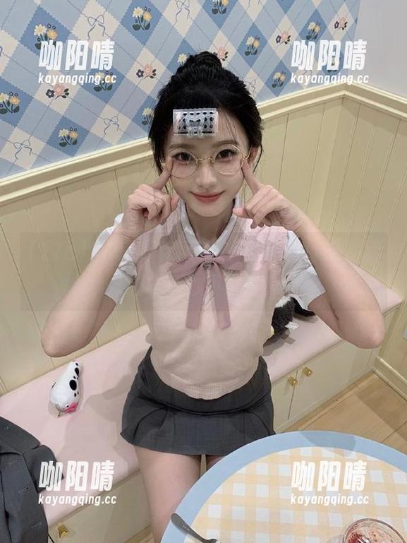 17c 17c的入口可以摸到黑料真谛,那感觉…妙不可言!