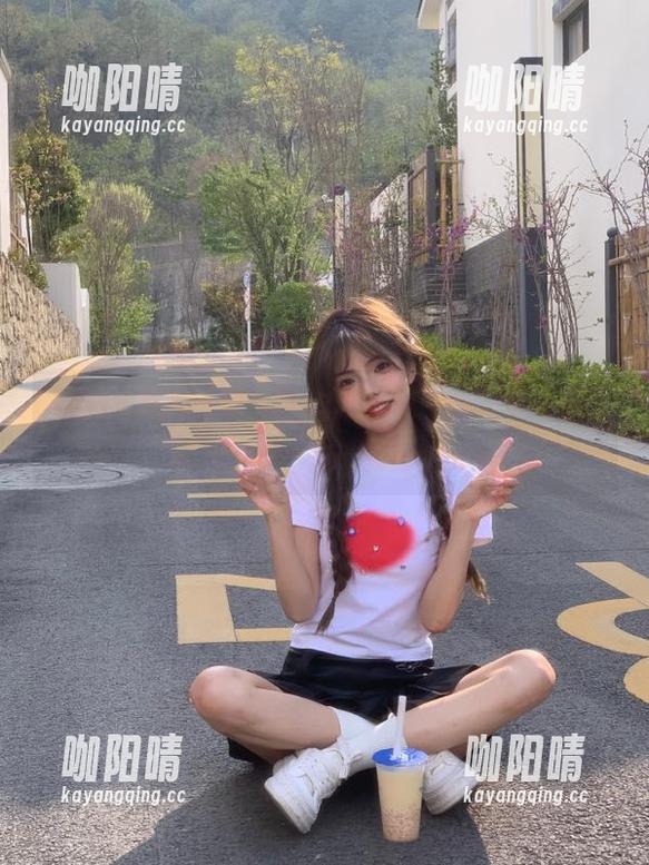 51cg吃瓜 在51cg吃瓜,入口地址藏在哪里?真让人好奇啊。