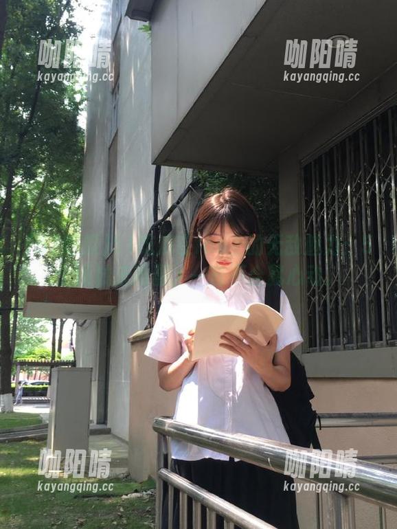 51吃瓜 51吃瓜在ios上的无敌魅力:5个倾城未婚妻,一言不合就心动。
