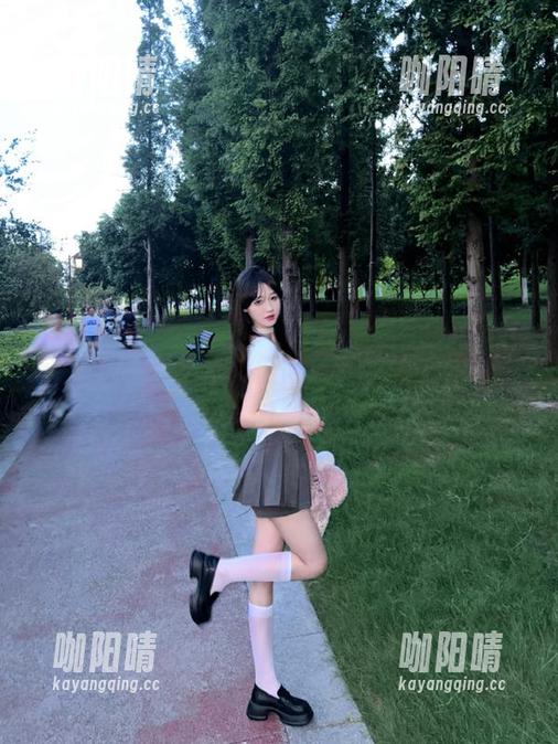 51吃瓜网 更新:51吃瓜网51cg.fun新链接,真是让人值得一探究竟的瓜田啊!