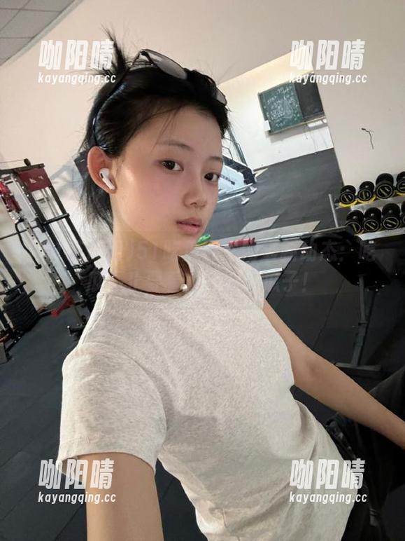 51吃瓜网 51吃瓜网官网最新动态:吃瓜不止要看,还得嗑瓜子!