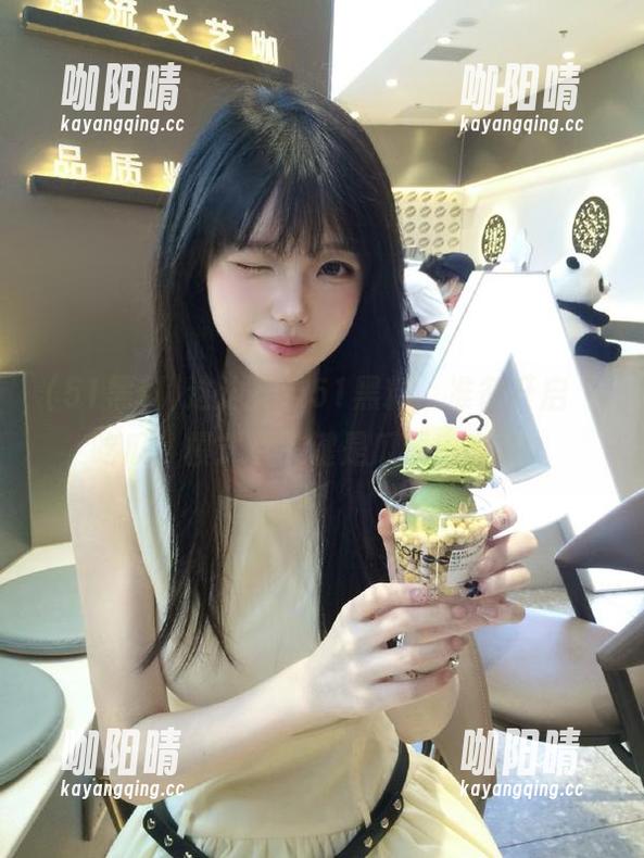 51黑料 这边登录51黑料,准备开启“吃瓜”模式,关键是瓜果真丰富。