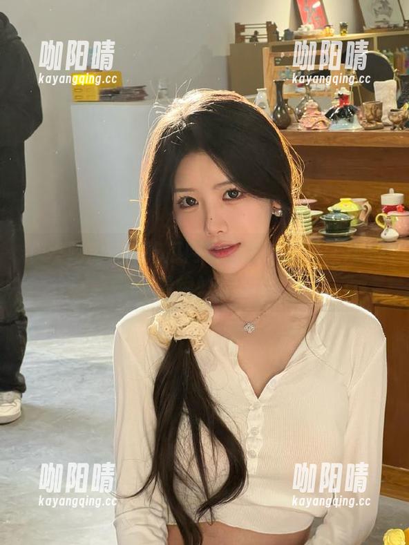 92吃瓜 92吃瓜网页,永久存在,八卦追寻最绝妙的滋味!