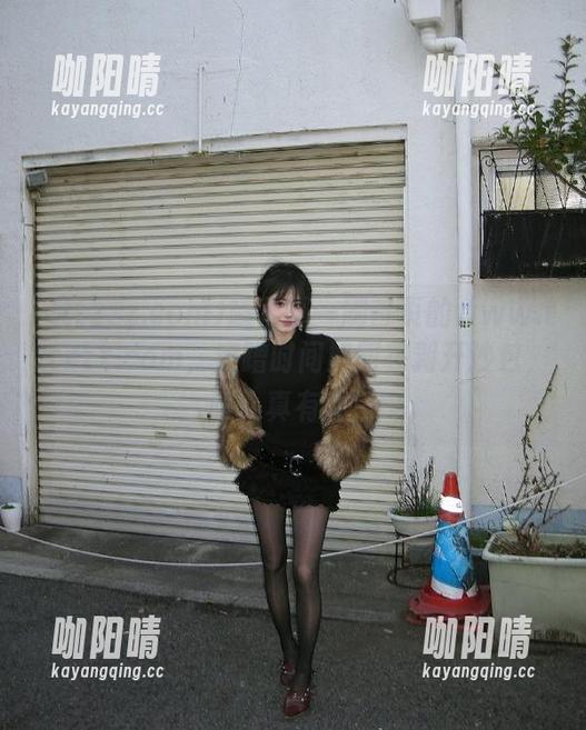 tttzzz.com 随便刷一刷首页的www.tttzzz.com,磨蹭时间如同在剥开沙包,呵,真有趣!