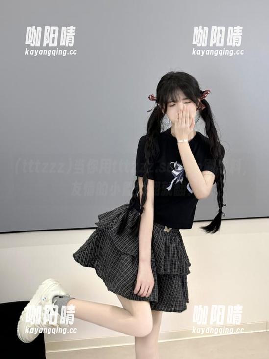 tttzzz 当你用tttzzz.suapp刷黑料,友情的小船说翻就翻!