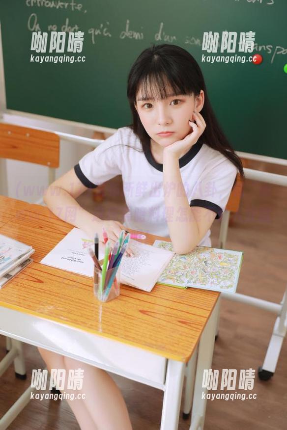 www.17 发布新鲜出炉的八卦,像“www.17网”这样黑暗料理怎能不引人注意呢!
