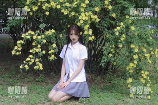 www.吃瓜 www.吃瓜:最新的瓜来得真快,想撇也撇不掉啊!