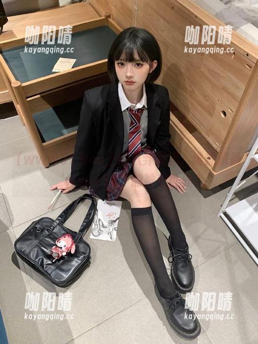 www51 ios上的八卦漩涡,谁能解锁‘www51’的神奇世界?