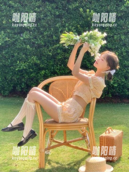 带你吃瓜 当“带你吃瓜”网页变成了我每天的心灵寄托…你们懂那味儿吗?