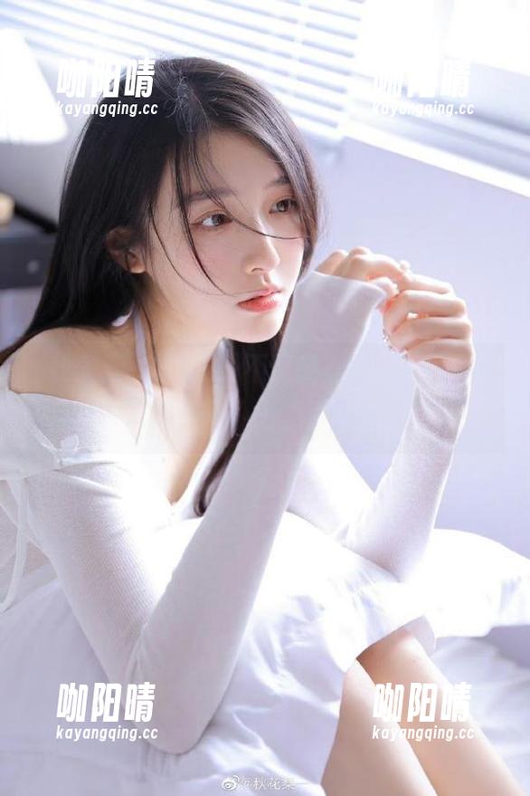 我爱五一吃瓜王 不仅要看瓜,下载“我爱五一吃瓜王”,顺便帮你打发时间!