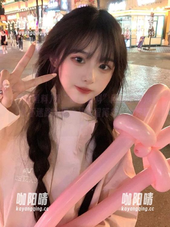 明星黑料 看“明星黑料”网站上的爆料,永不迷路的理由其实很简单:太好玩儿了!